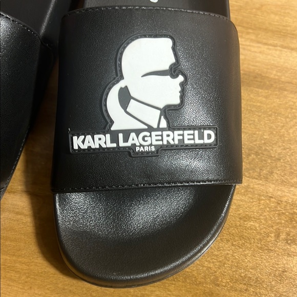 Karl Lagerfeld Pool Slides - Picture 2 of 8